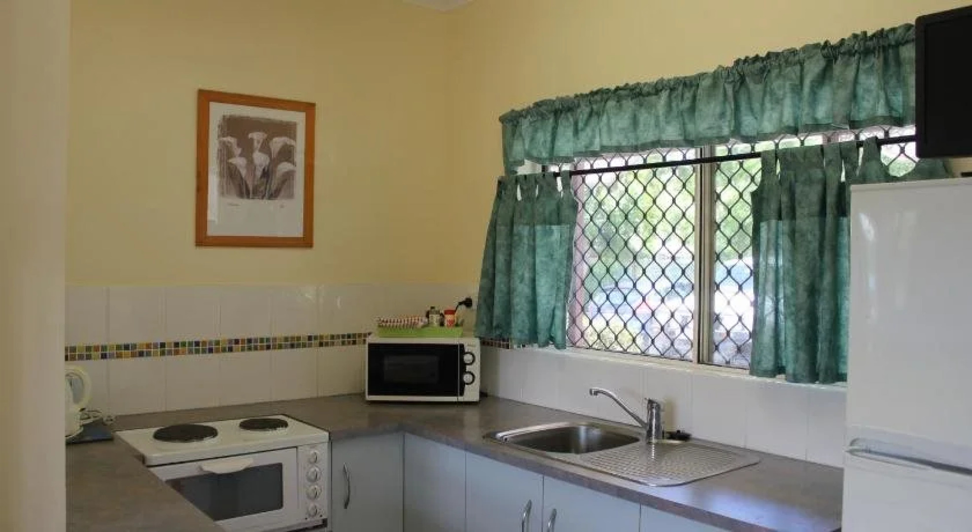 Cooktown Motel and Pams Place Hostel