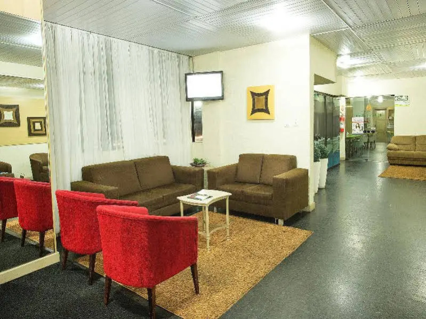 Sol Plaza Apartments