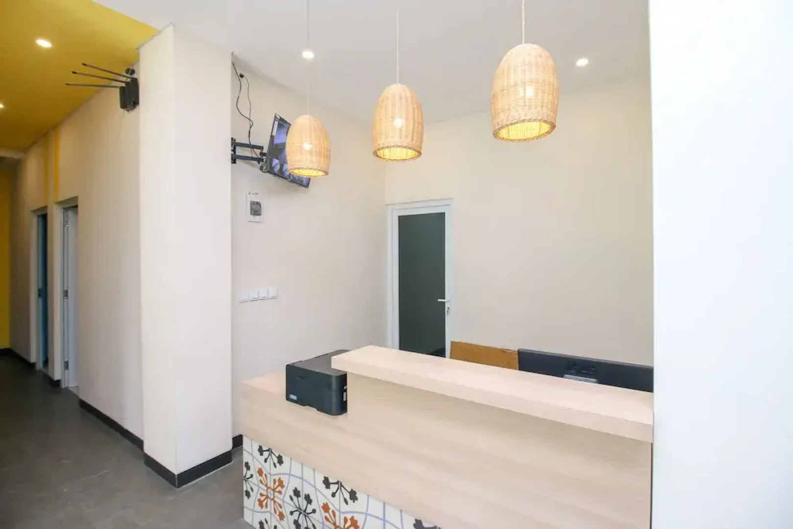 Airy Bsd Regentown B2 11 Tangerang Selatan