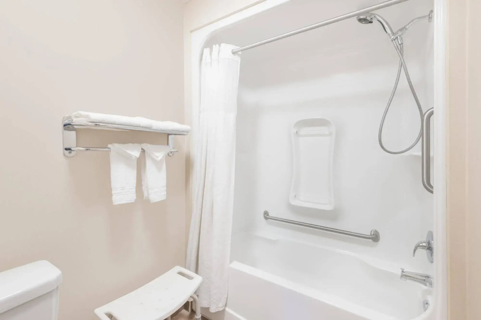 Park Hill Inn & Suites