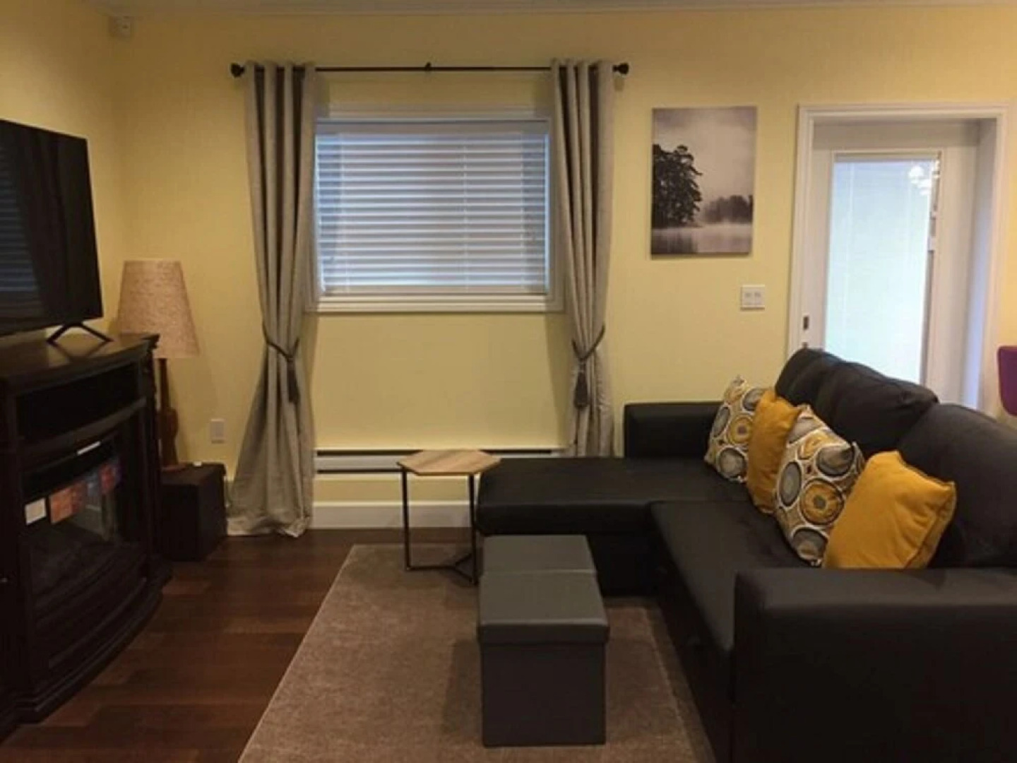 Arbutus Rose House by Elevate Rooms