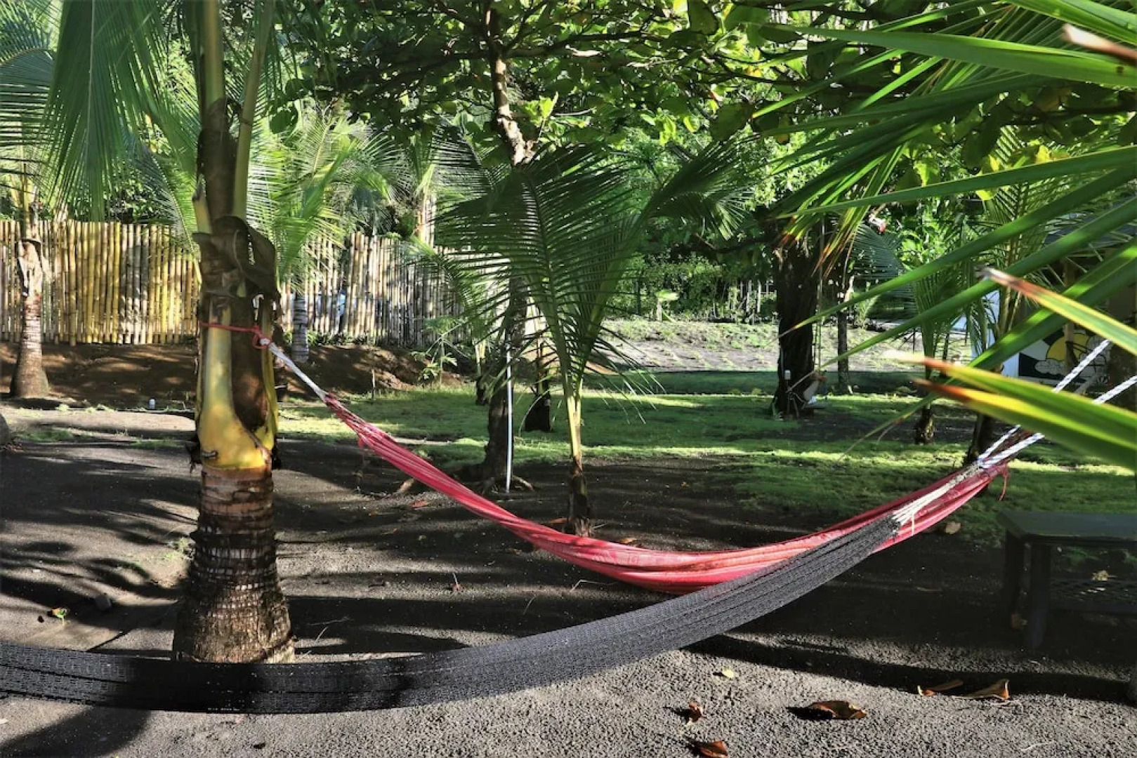 Boom Shiva Boutique Hotel & Restaurant