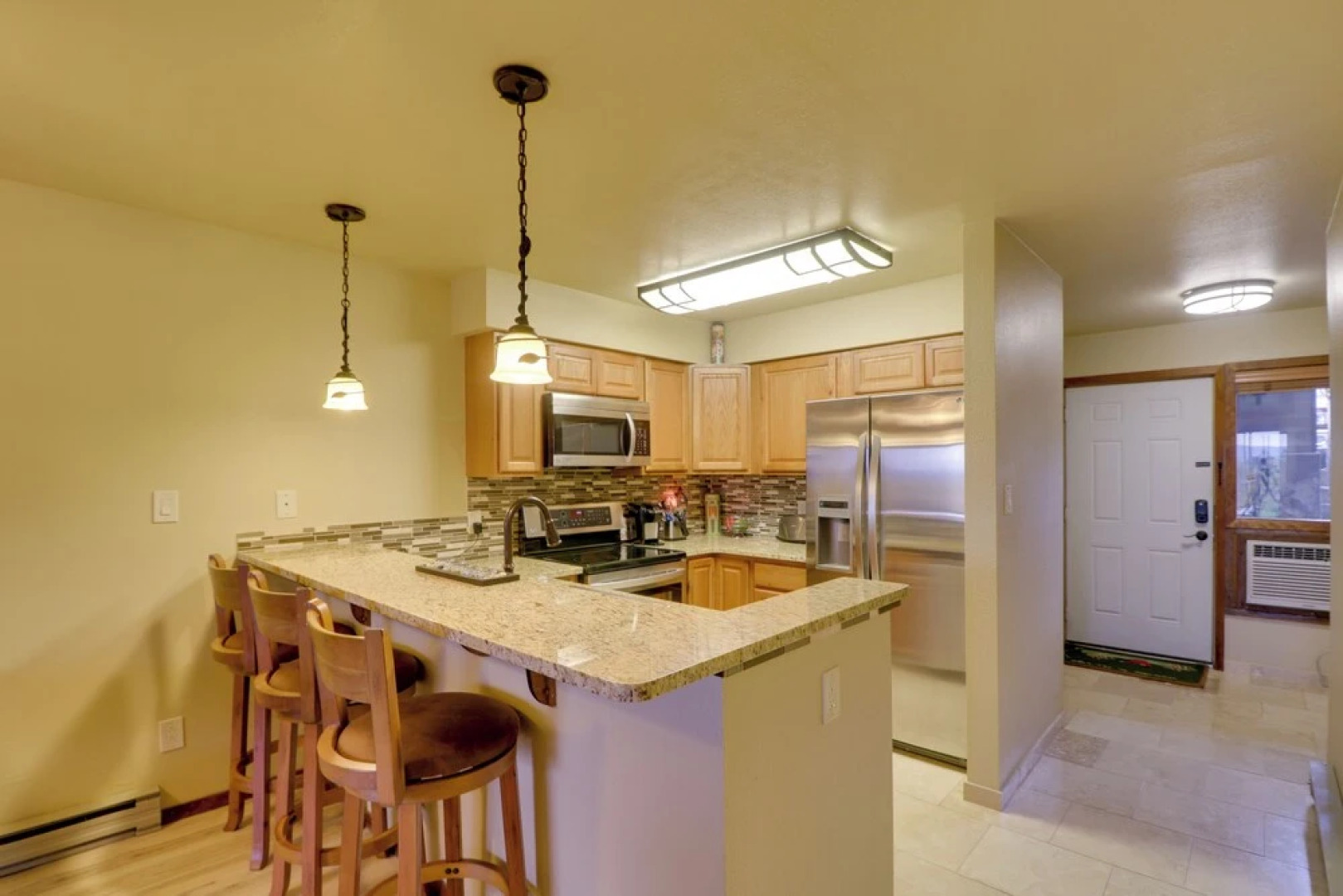 Bigfork Condo w/ Hot Tub Access, By Lake!