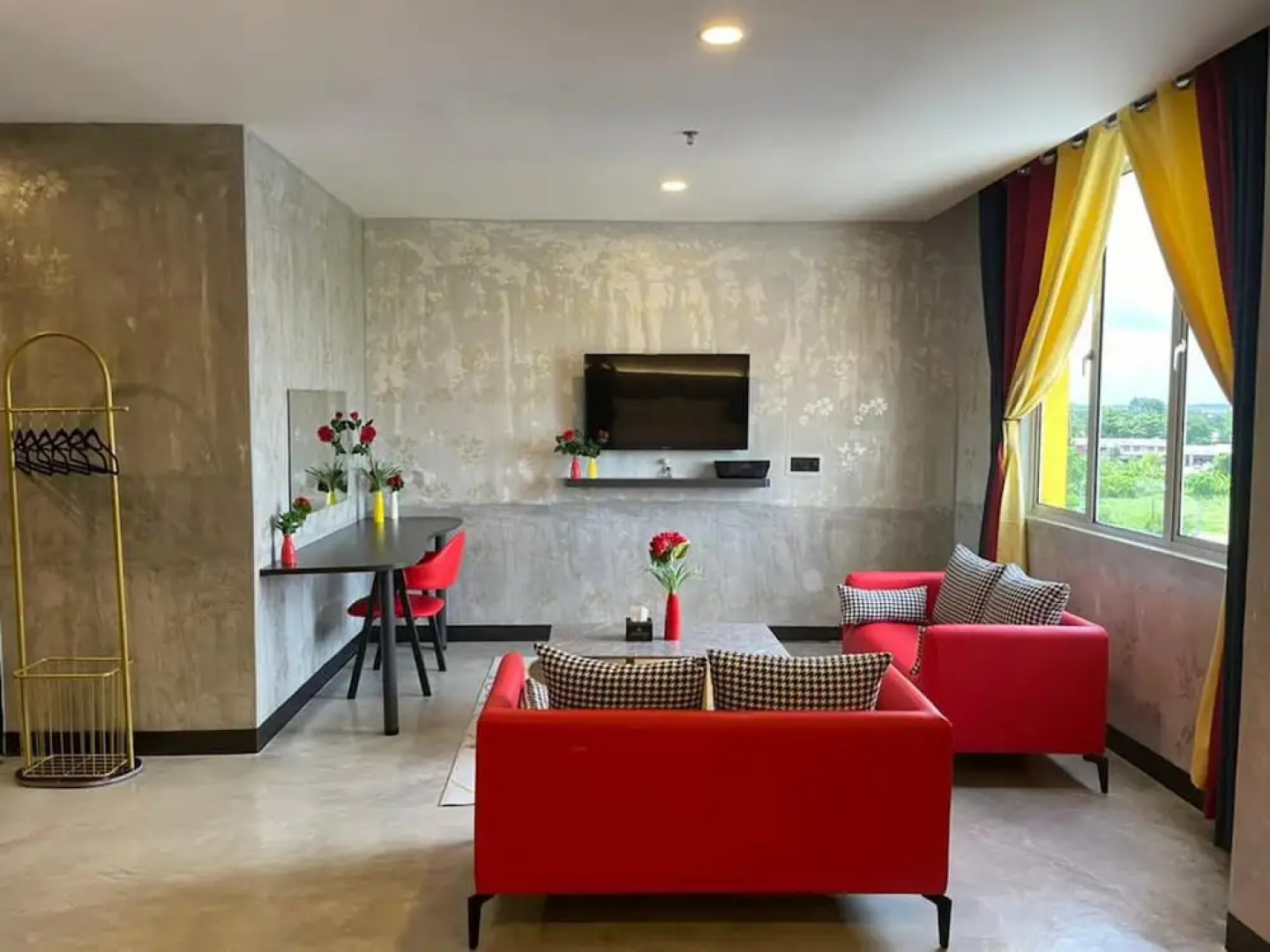 Sri Indar Hotel & Suites