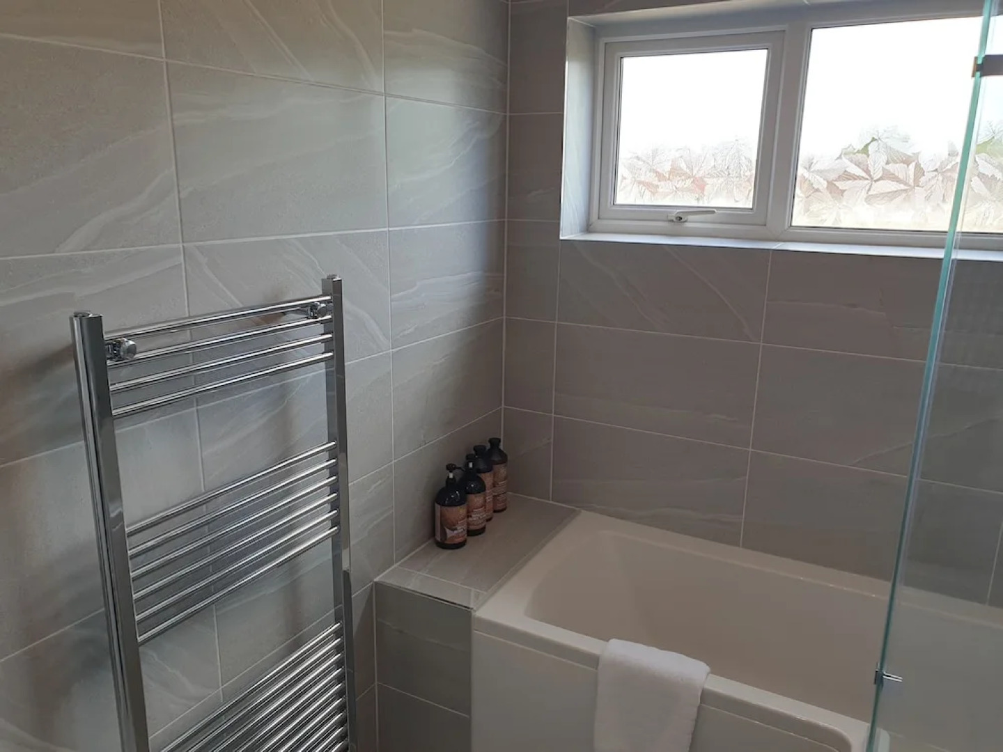 Washington's Diamond 3 Bedroom House Sleeps 6guest