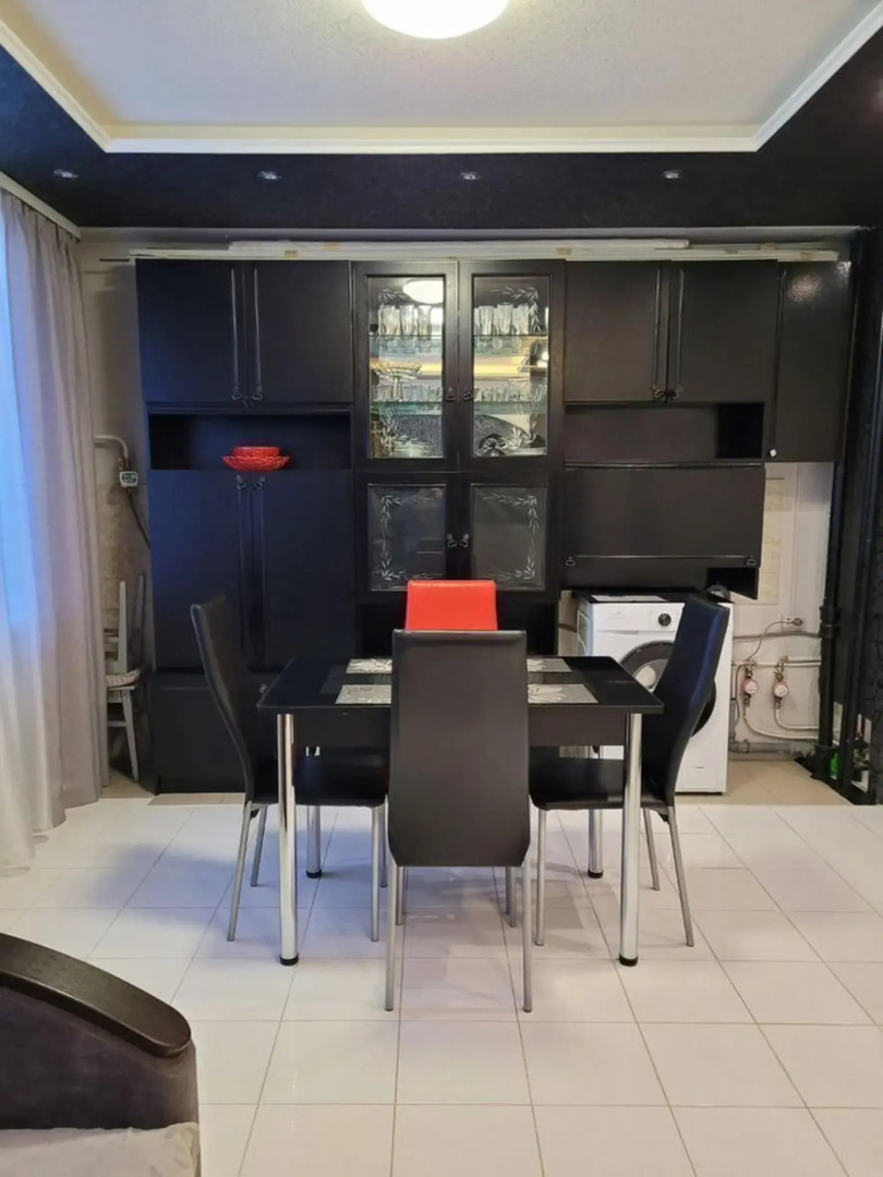 Апартаменты на улице Тюленина 1