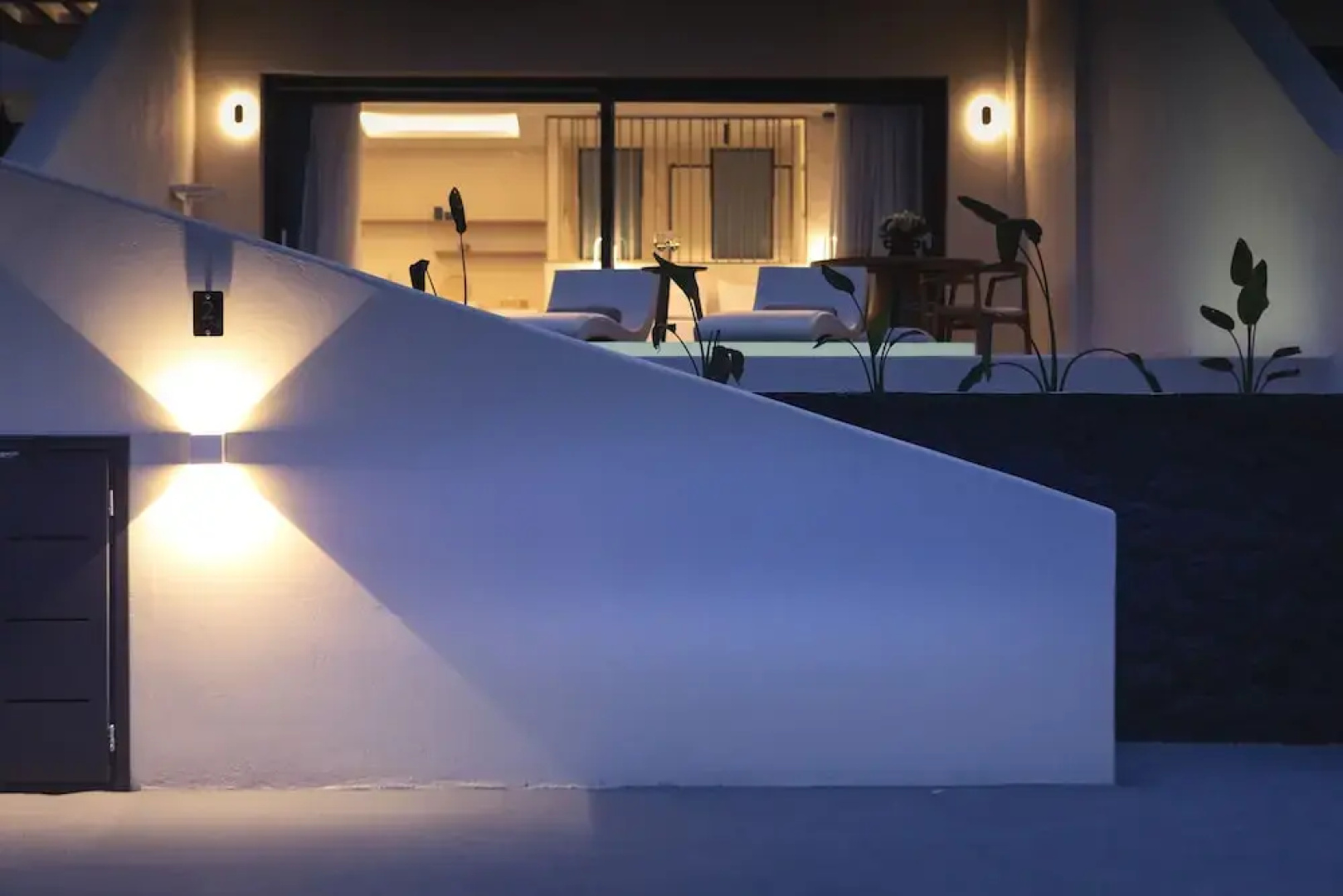 Pnoe Luxury Suites