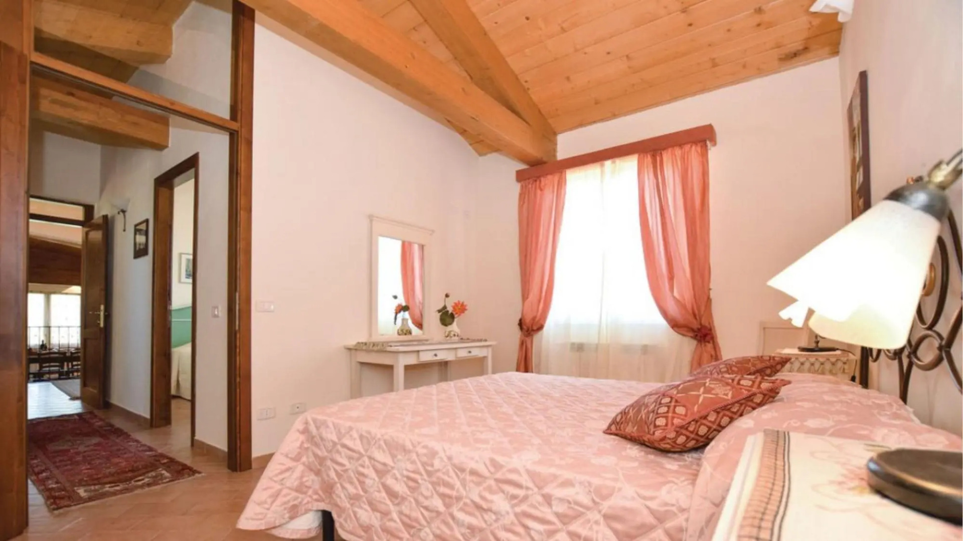 Independent Farmhouse With Pool Ideal for Groups-san Giuseppe