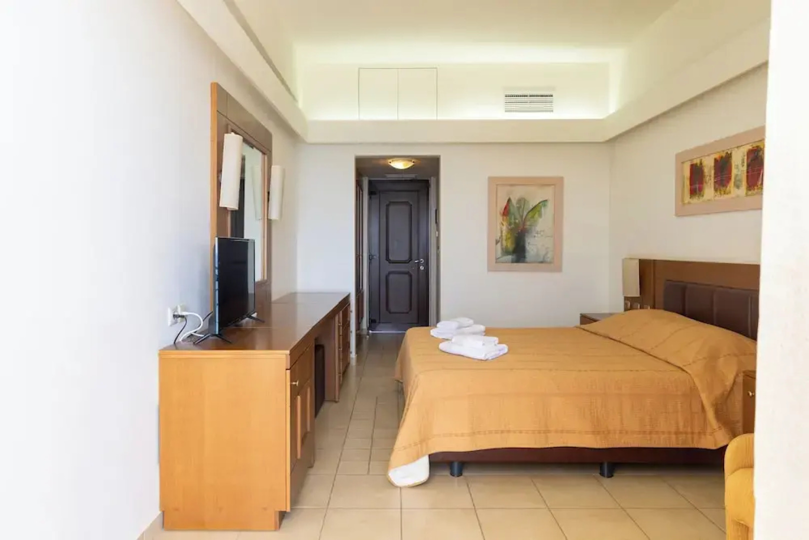 PHEIA, Vriniotis Resorts