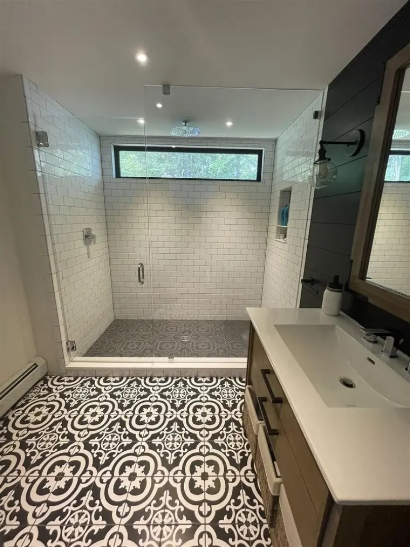 Overwater Views Limit 10 3 Bedroom Home by RedAwning