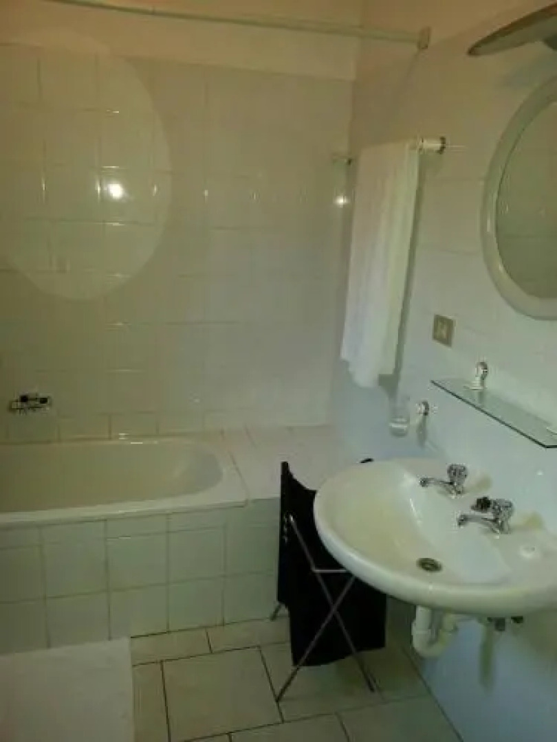 Hotel Planet Hollybum