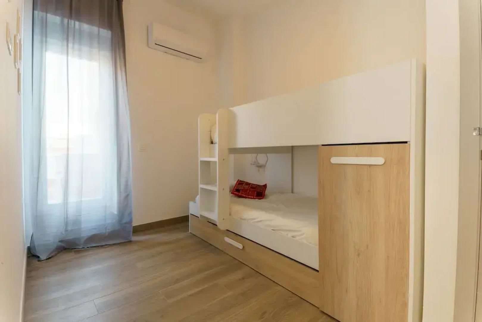 Apartamentos Mapamundi