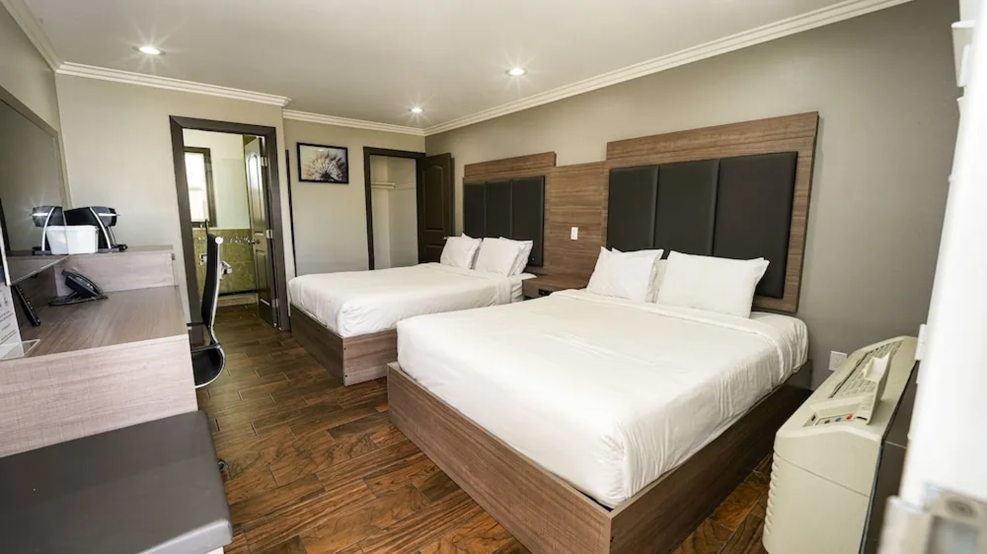 Holiday Lodge Motel Antioch