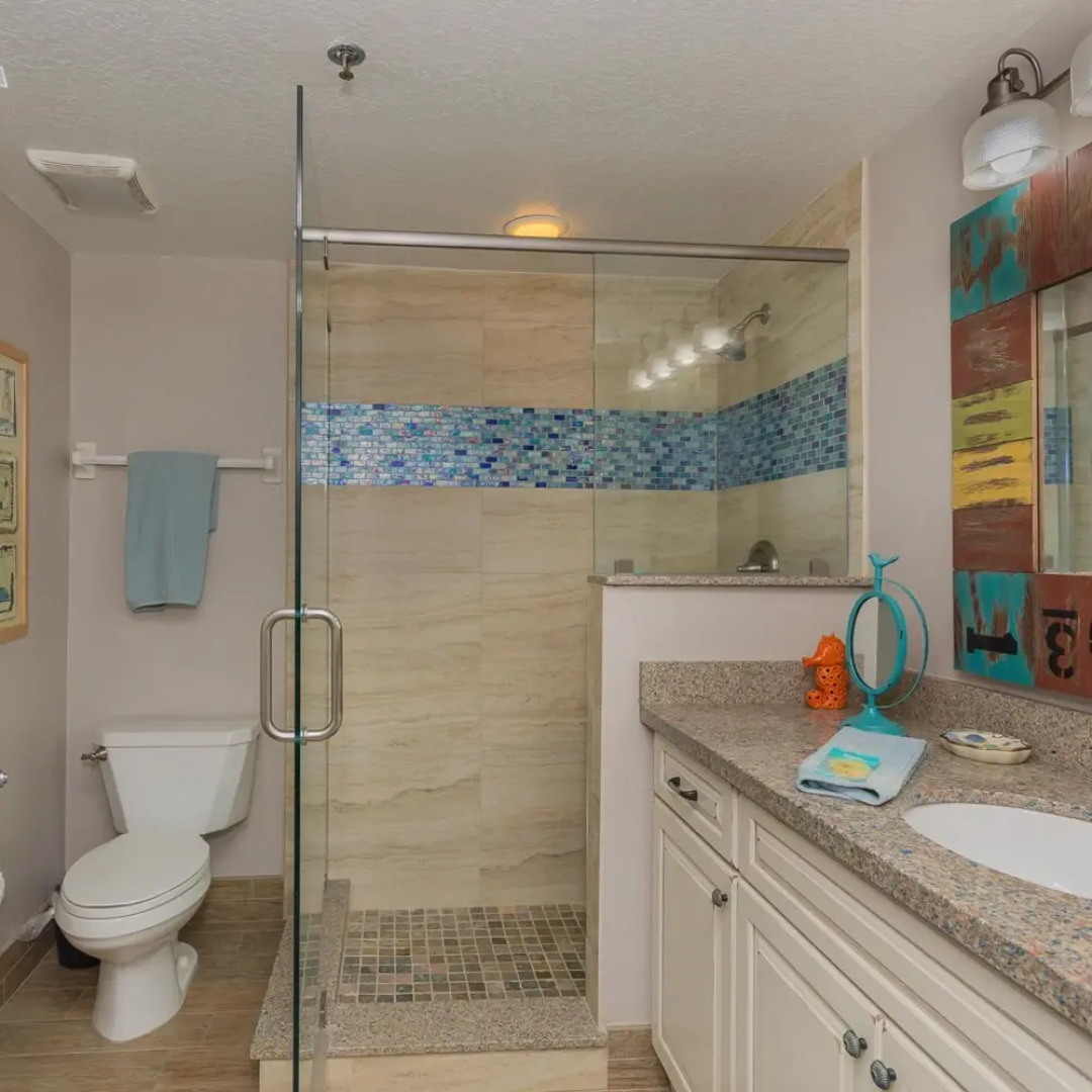 Surf Racquet Corner Unit Best Views in Building Sr701