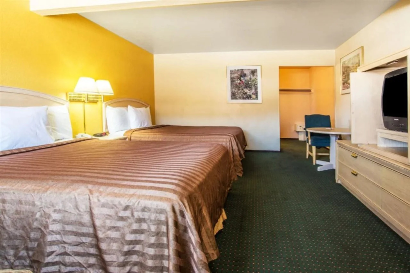 Travelodge by Wyndham Turlock