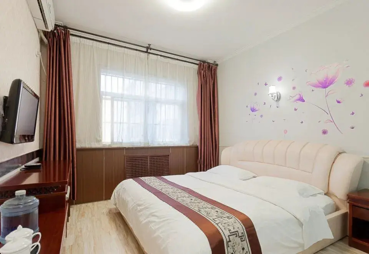 XinYuHaoHotel（formerlyOrientalPearlHotel）