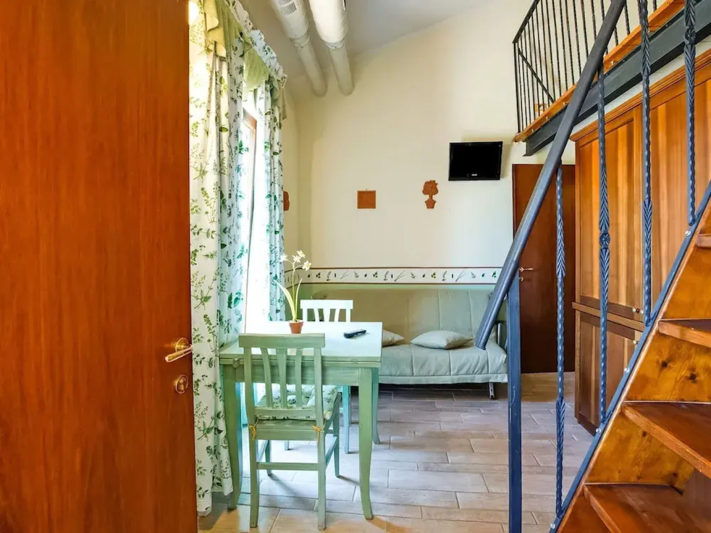 Holiday Home in Castiglione Near the Lake