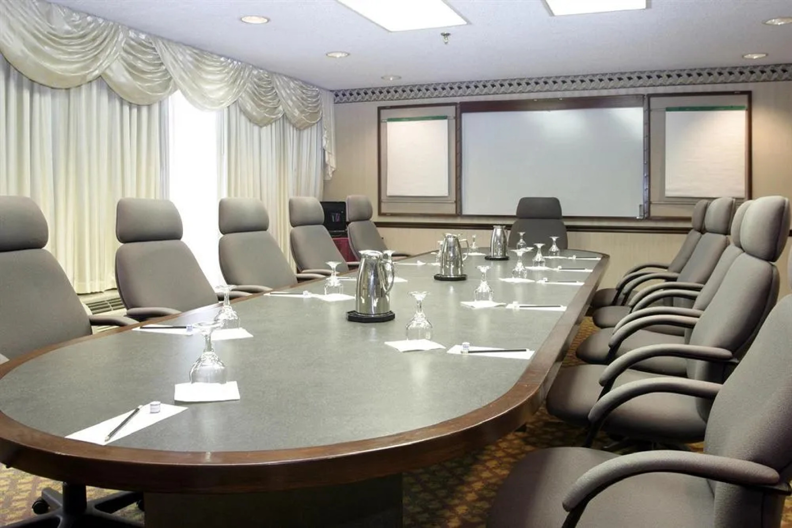 Holiday Inn Somerset-bridgewater