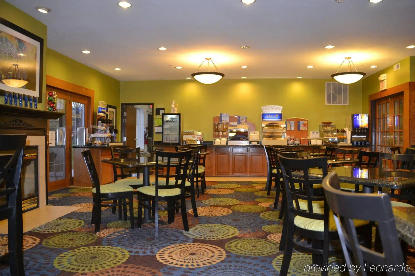 Holiday Inn Express & Suites Bloomington - Normal by IHG