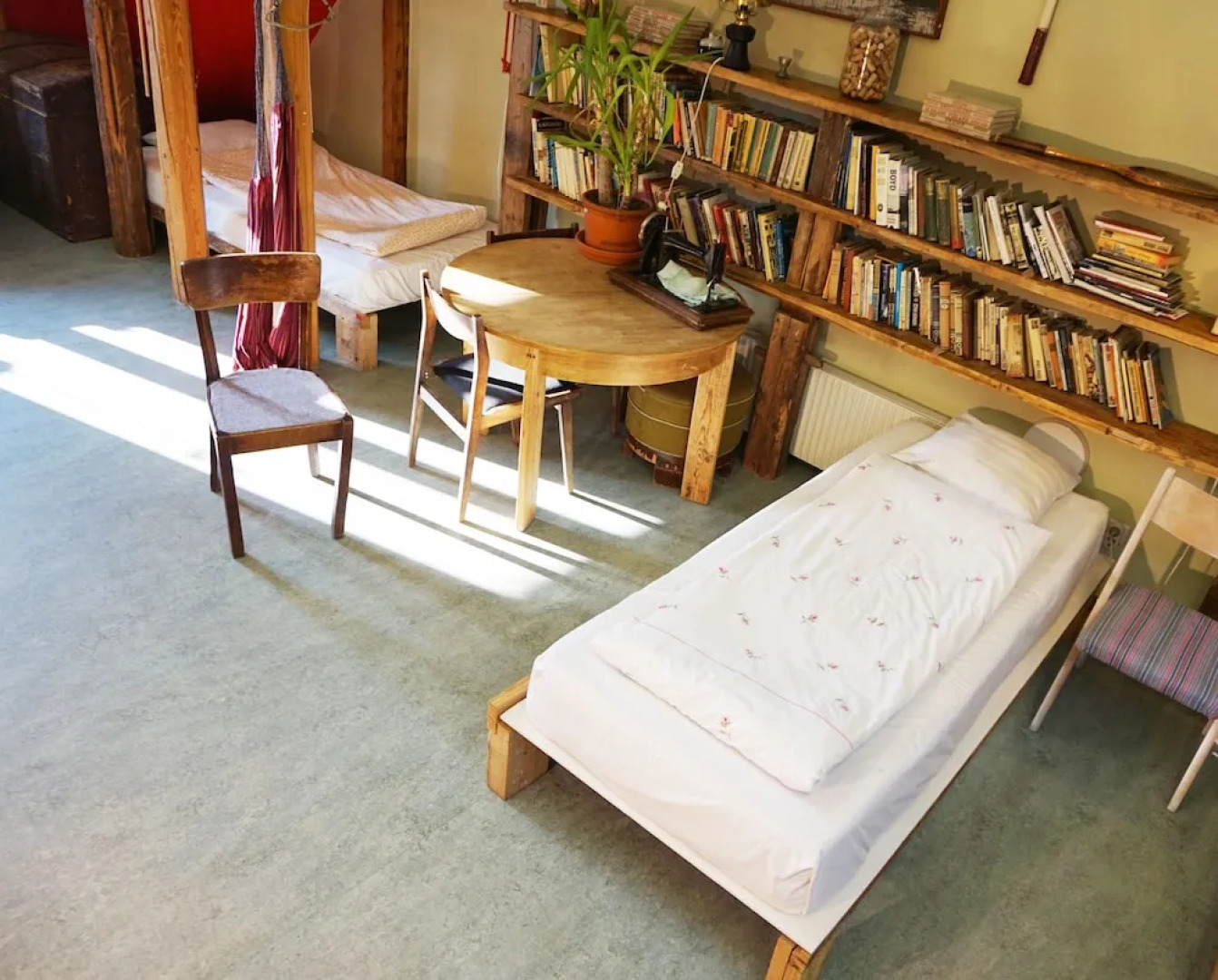 Хостел Looming