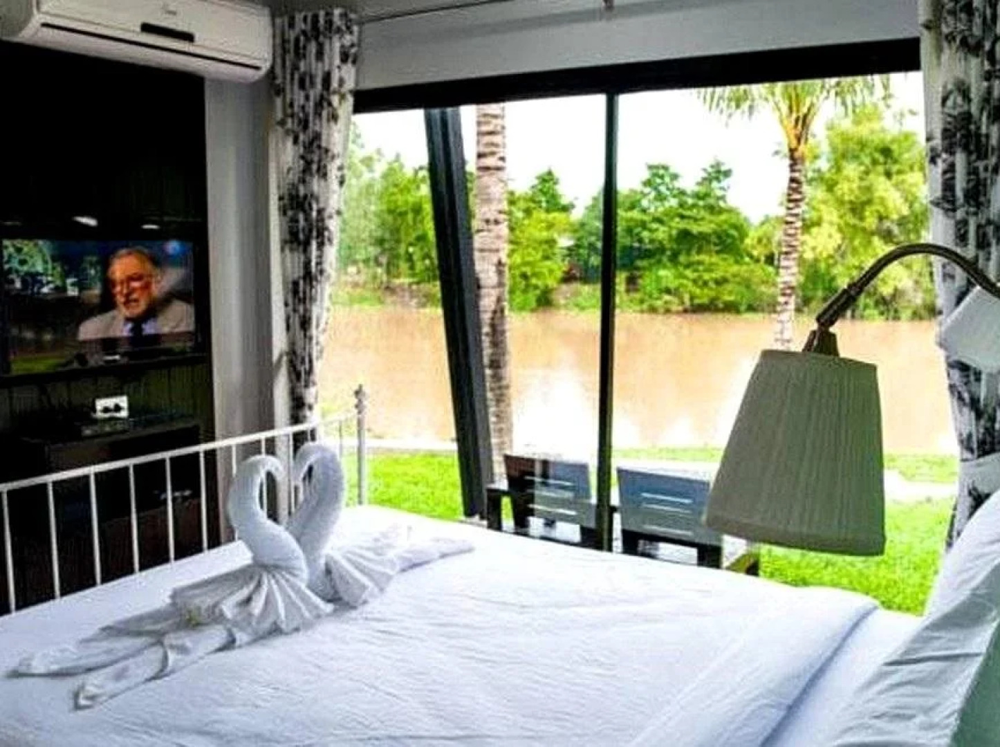 Aroonsawad Riverview Resort