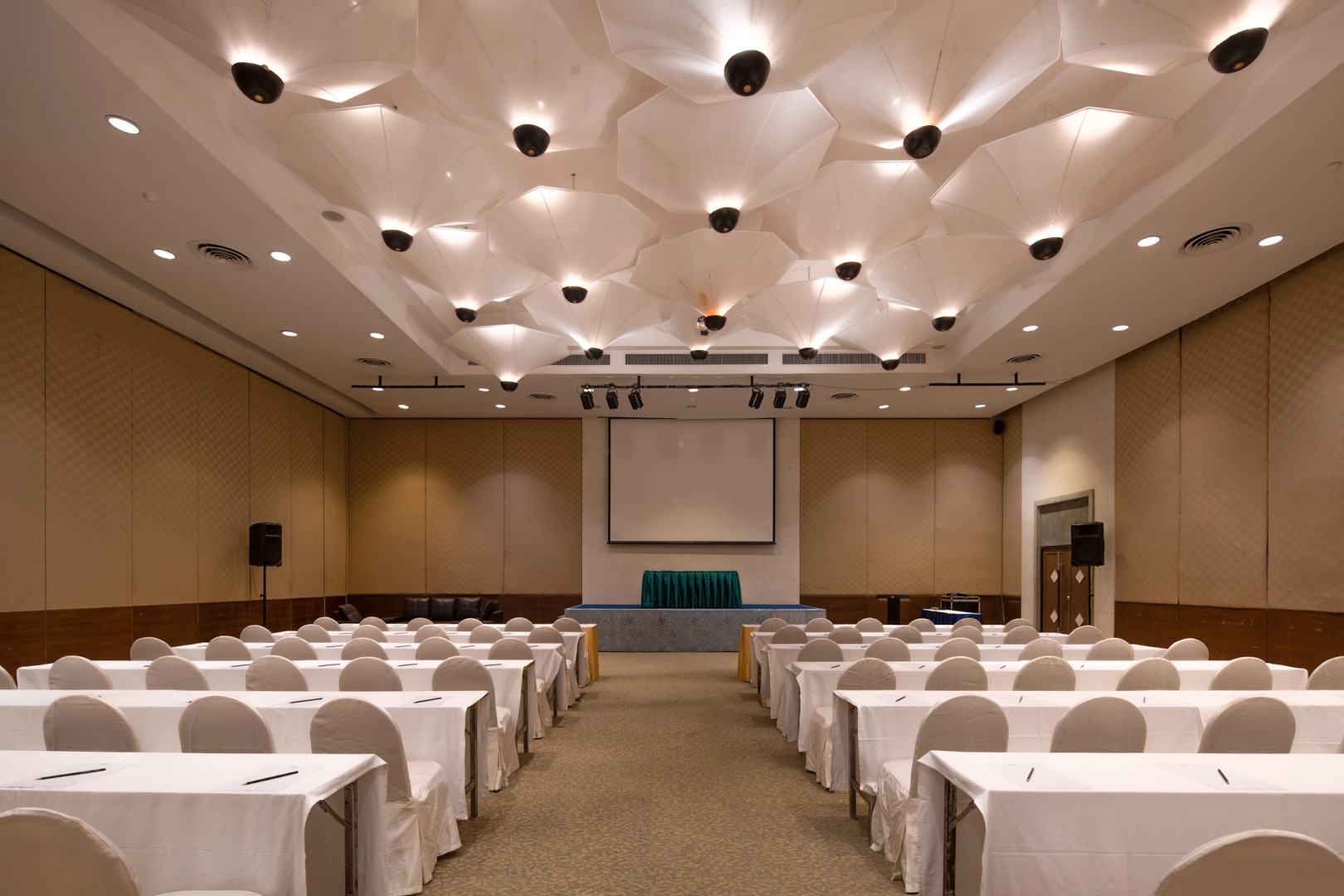 Supalai Scenic Bay Resort And Spa