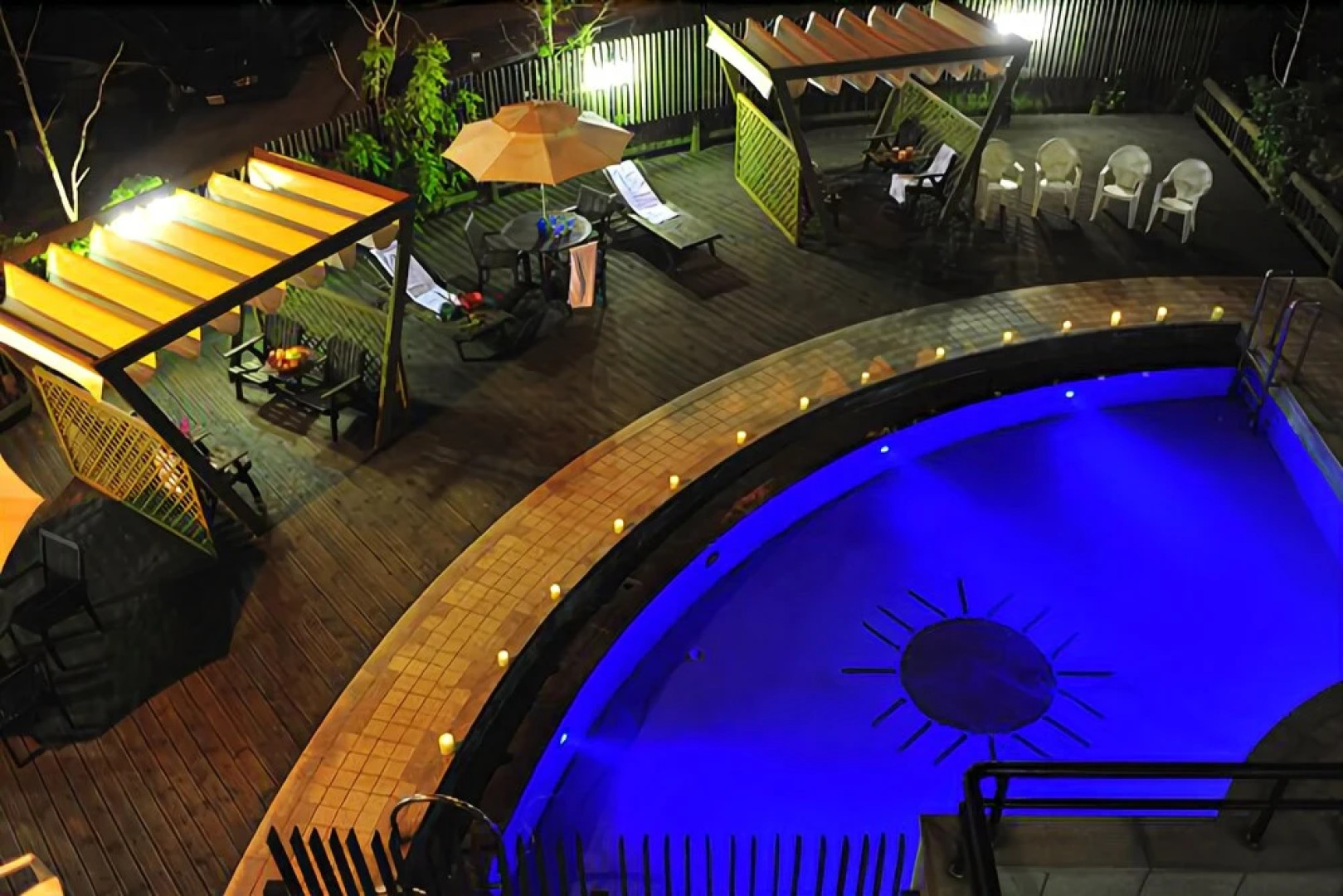 Taean (Anmyeondo) Before Sunset Pension