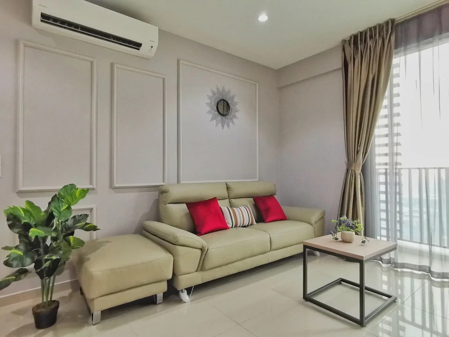 Eminent Suite @ i-Soho, i-City