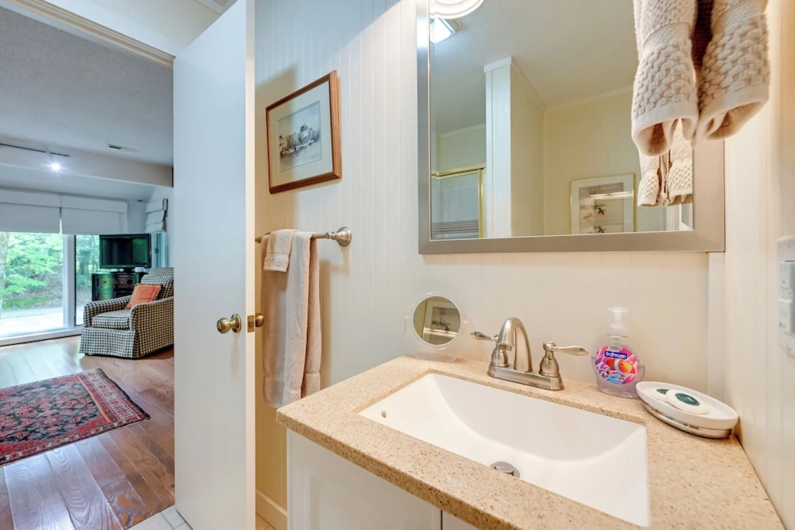 'smallwood' Cute Highlands Home w/ Screened Porch!