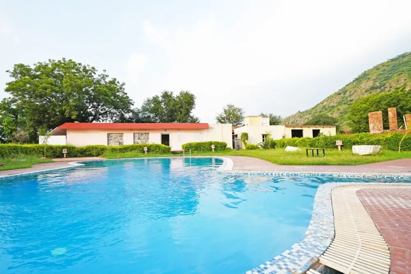 Palette - Rajmahal Resort