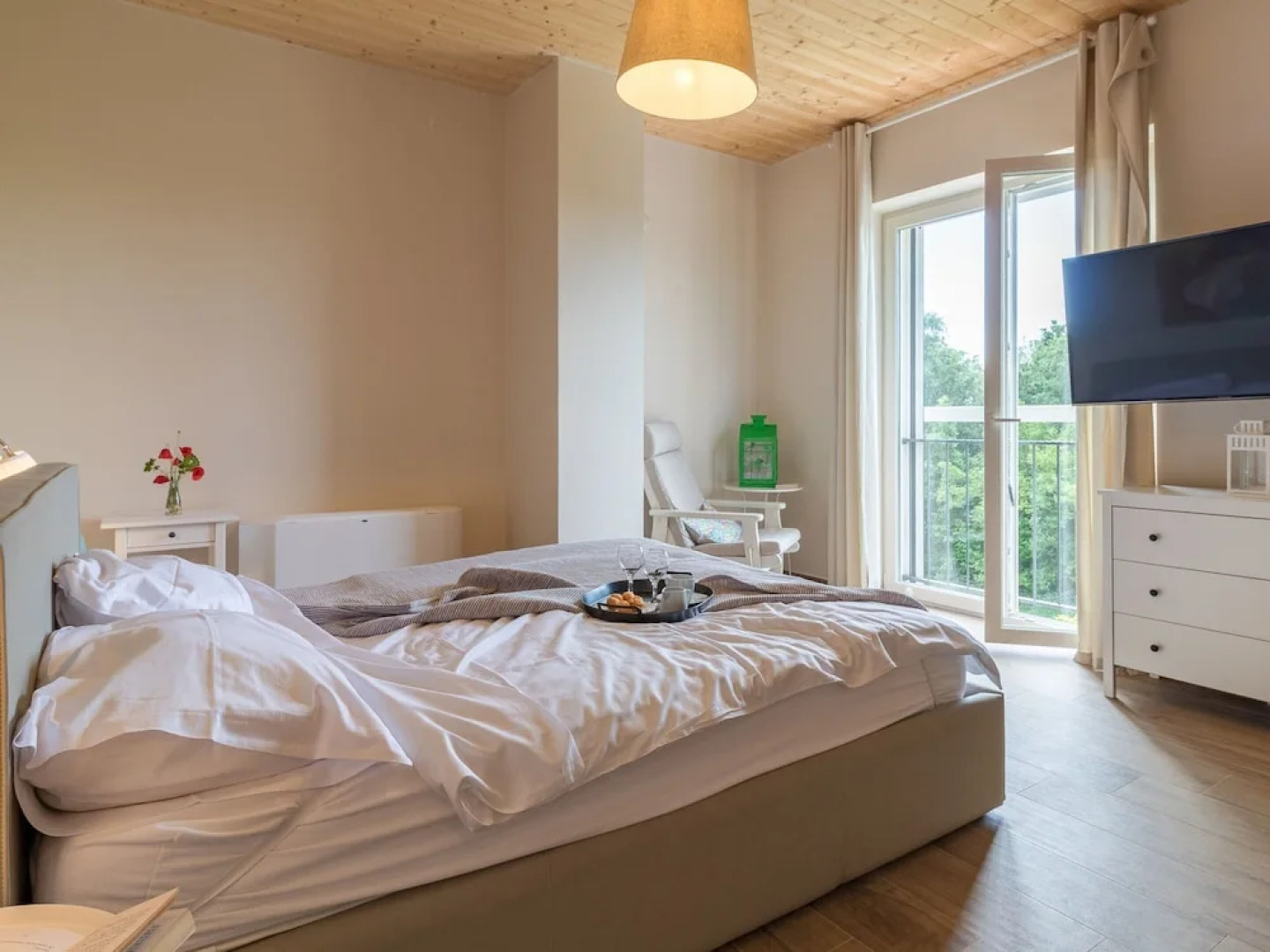 Luxurious Villa in Butkovici with Pool & Hot Tub