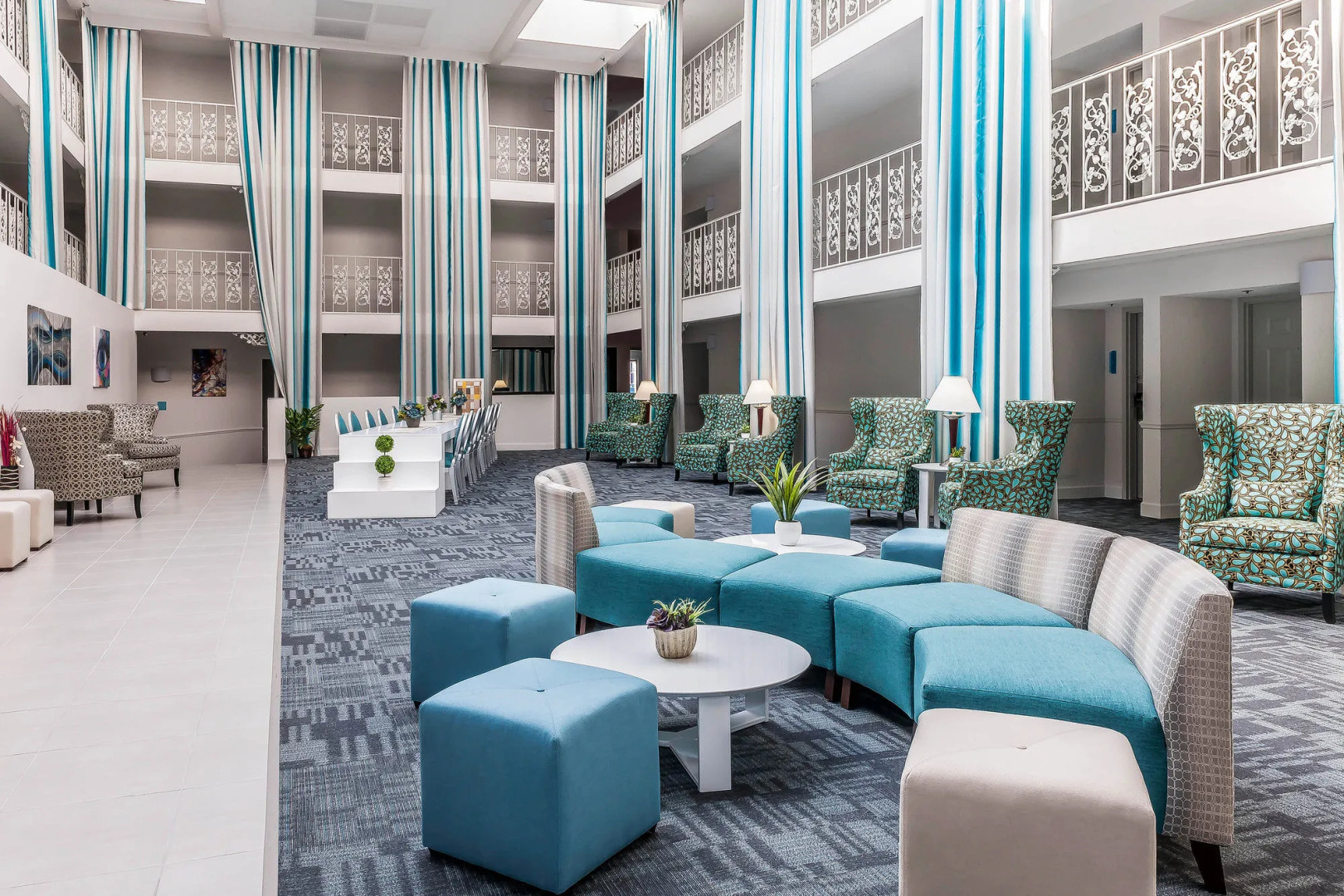 The Blu Hotel Blue Ash Cincinnati, an Ascend Collection Hotel