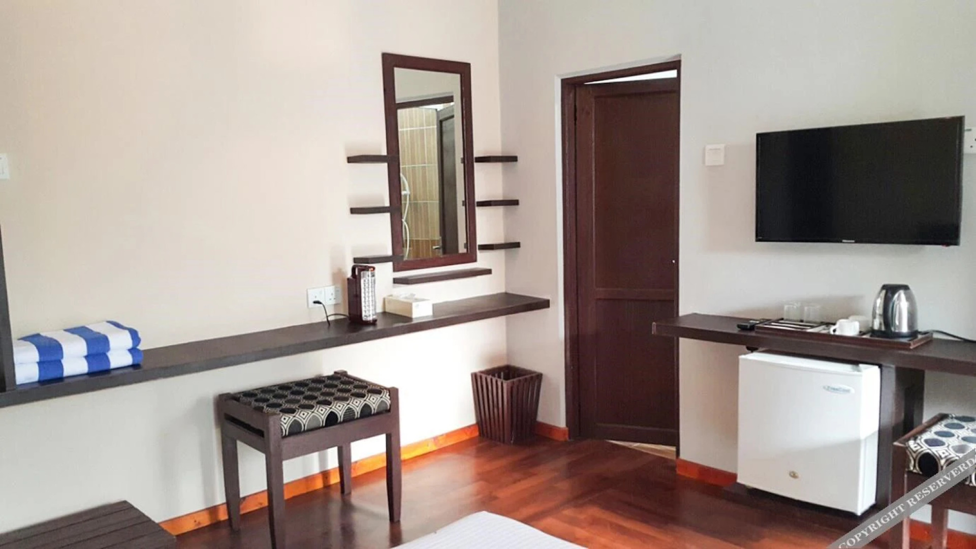 Holiday Village Retreat