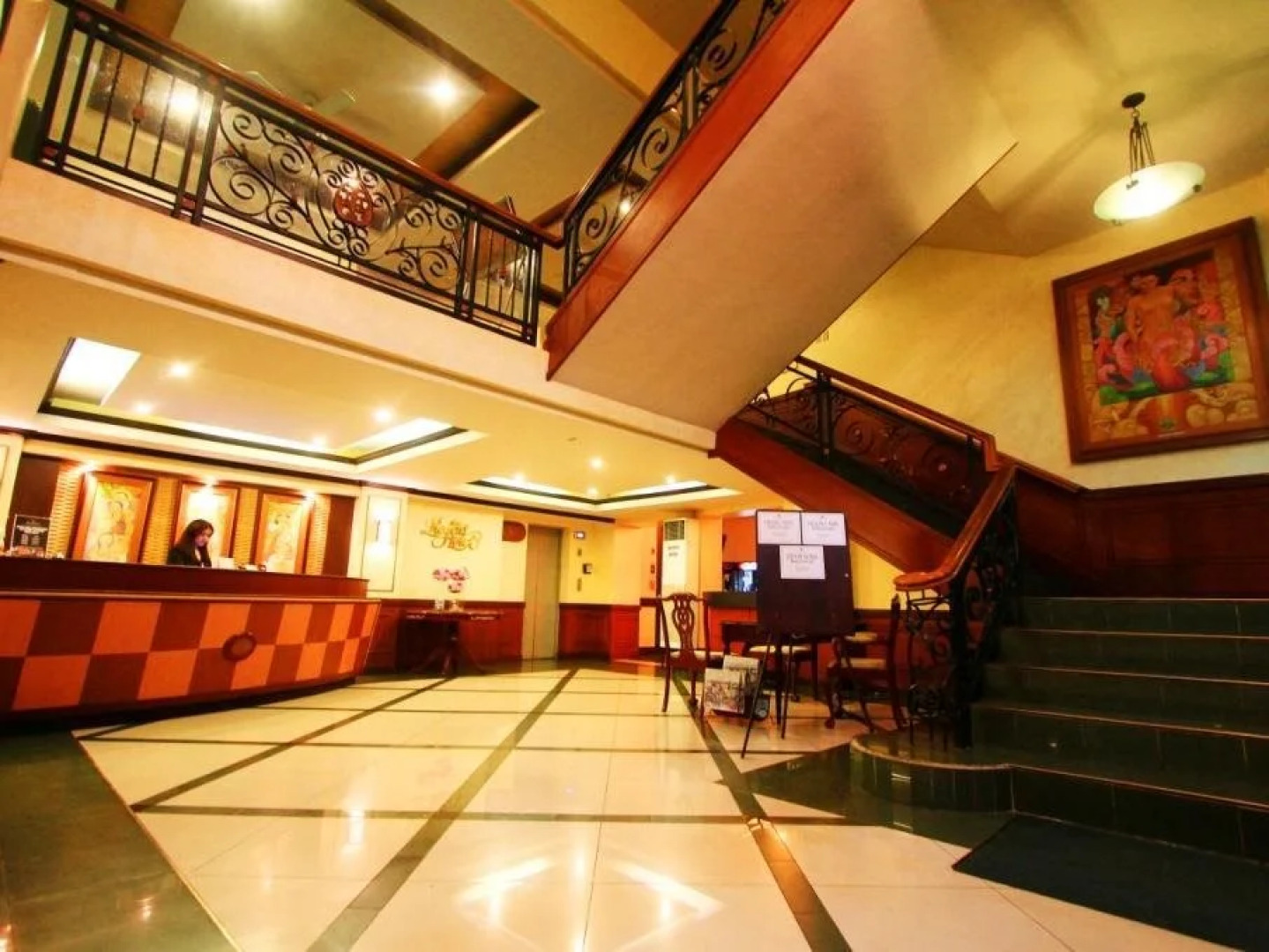 Naga Regent Hotel