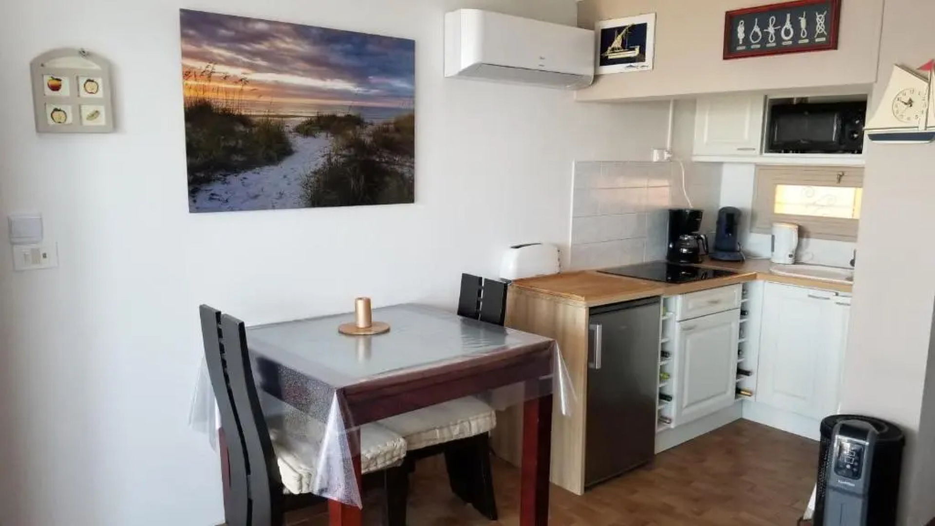 Charmant T2 pieds dans l'eau tout confort climatisé classé 2 étoiles tarif promotionnel pour curistes