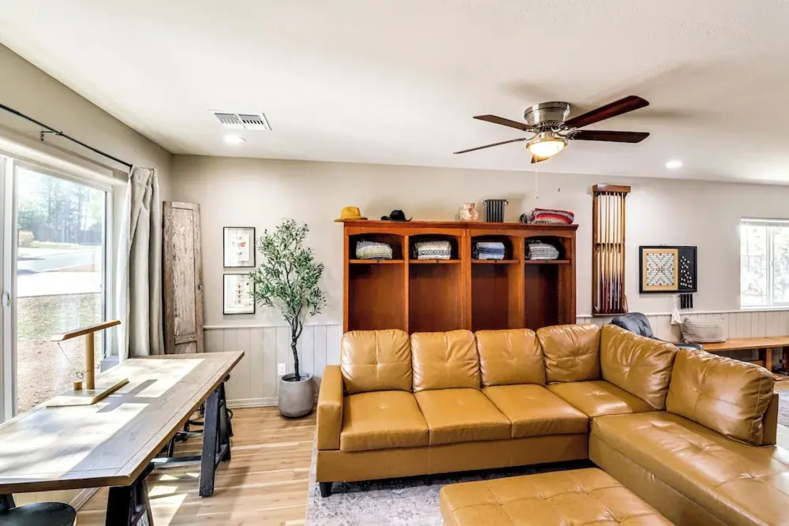 4 Mi to Fool Hollow Lake: Show Low Home w/ Hot Tub