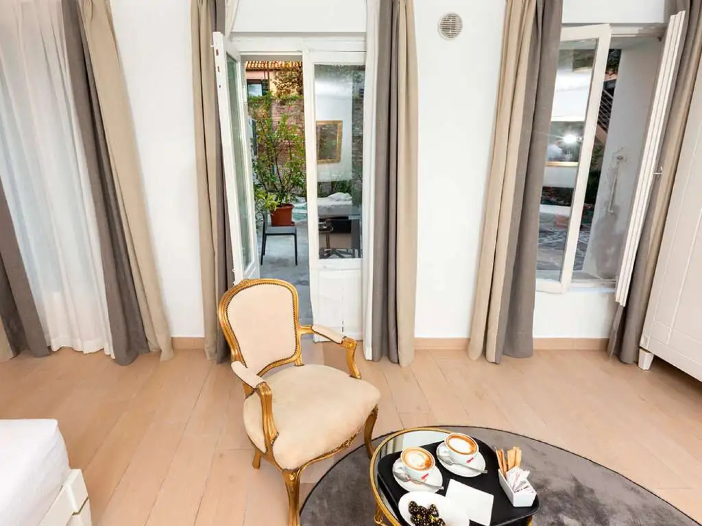 IH Hotels Venezia Salute Palace