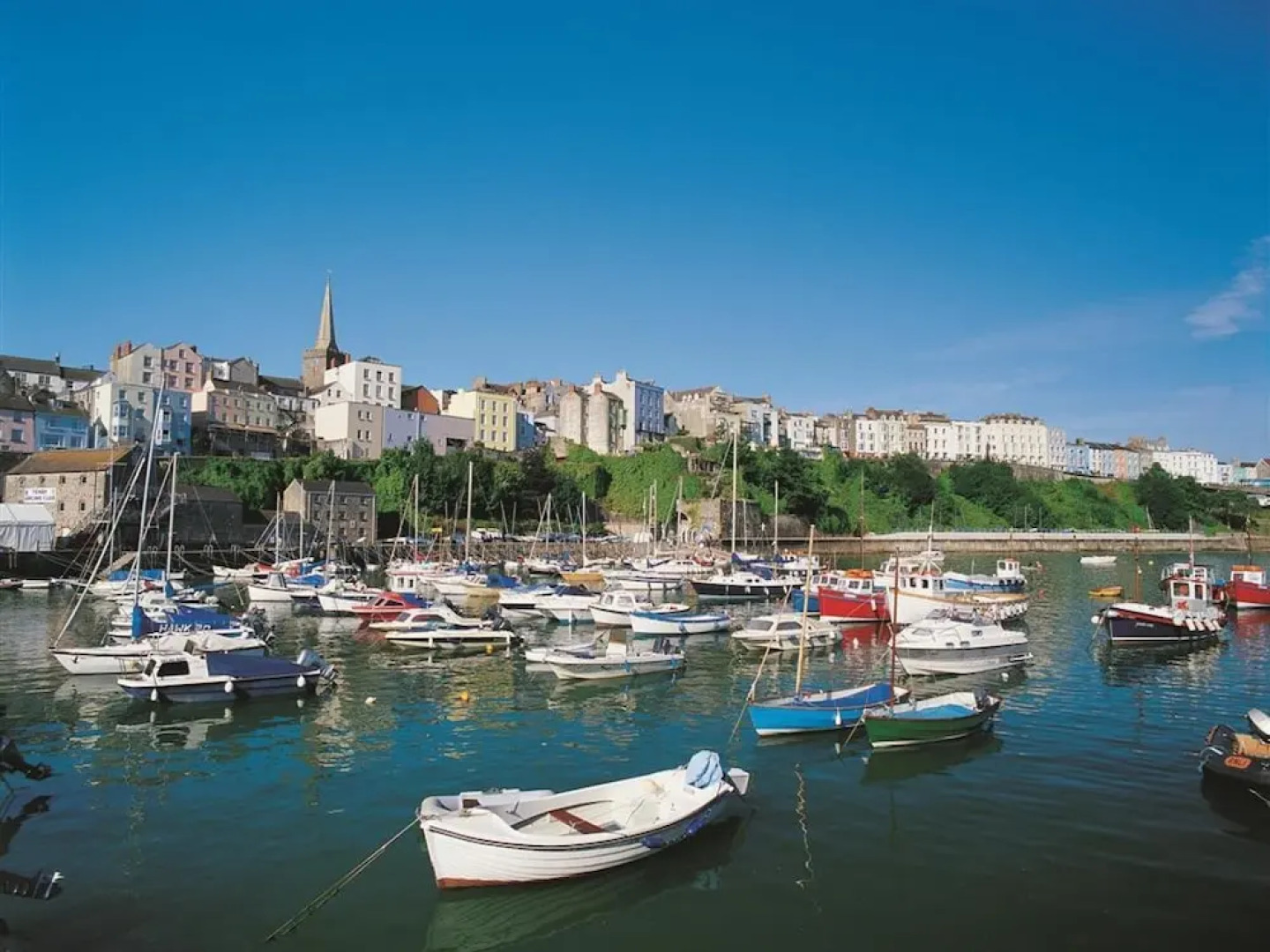 Comfortable Urban Residence Within Walking Distance of the City Centre and the Beach at Pembroke