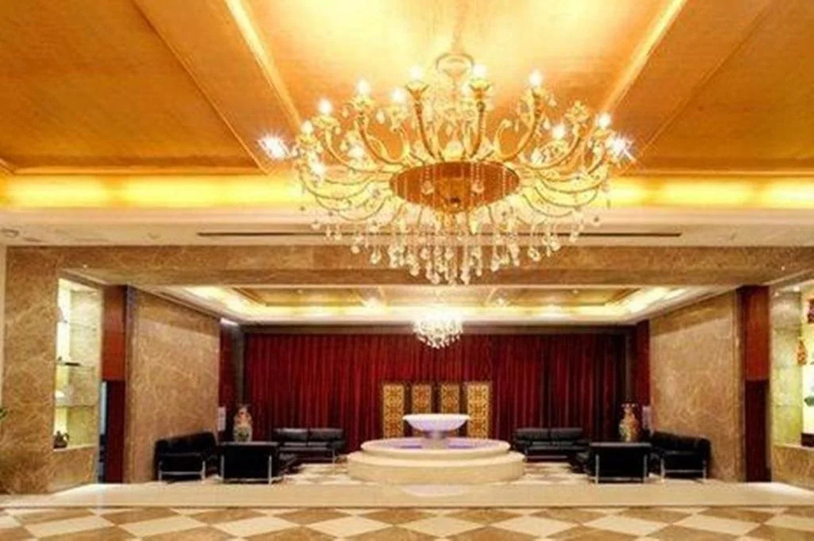 Imperial Garden GoldenJoy Hotel
