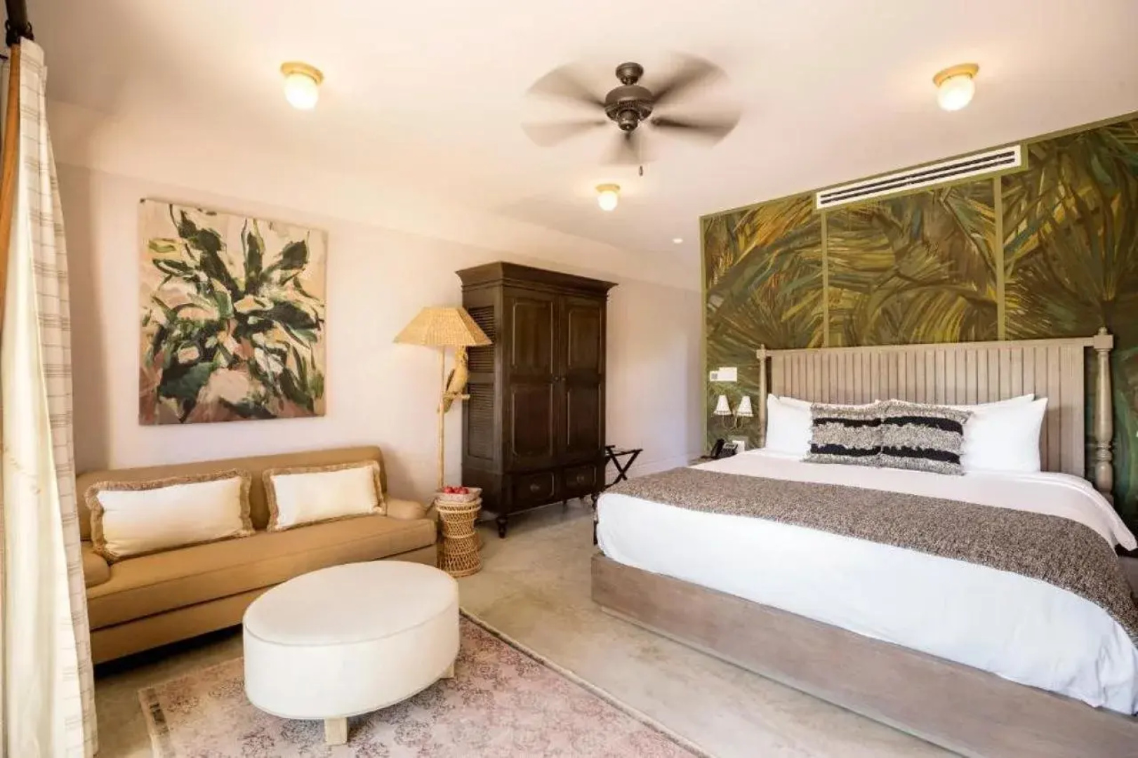 Itz'ana Resort & Residences