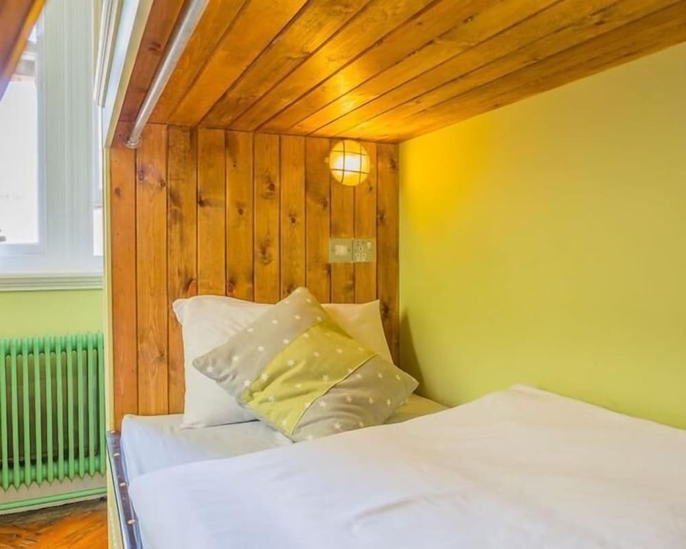 Mrs Potts Backpackers