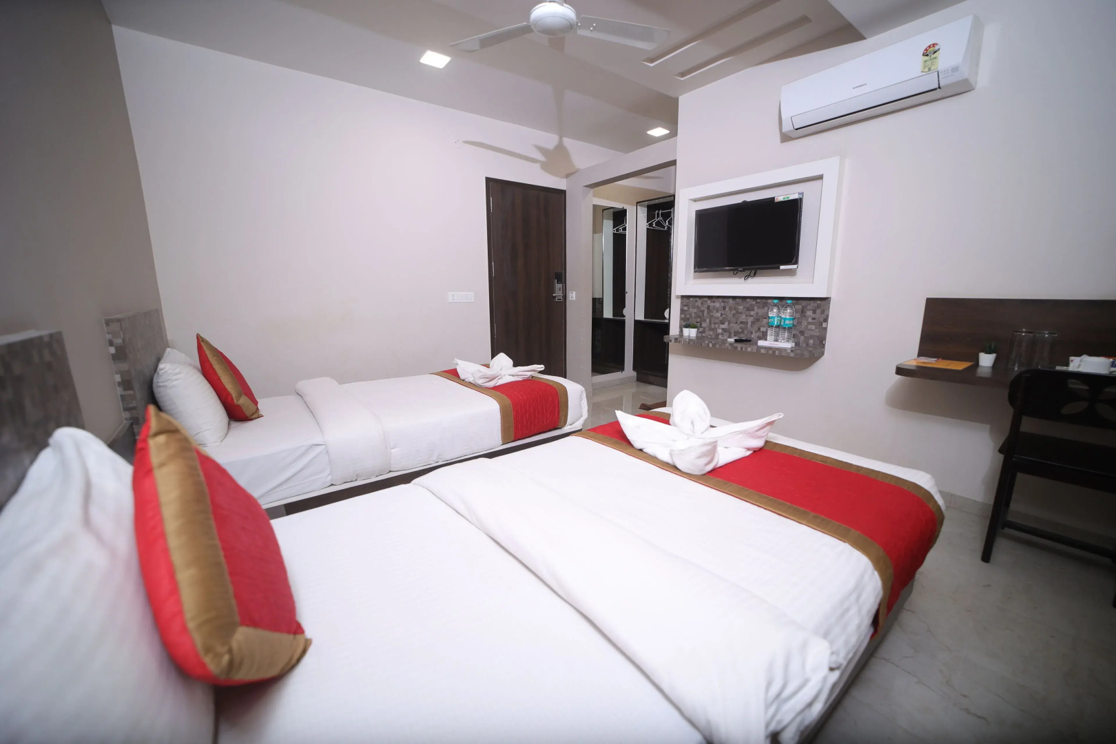 Hotel Rahul Palace Belagavi