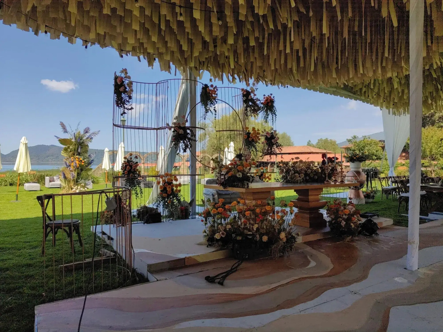 Zirahuen Forest And Resort