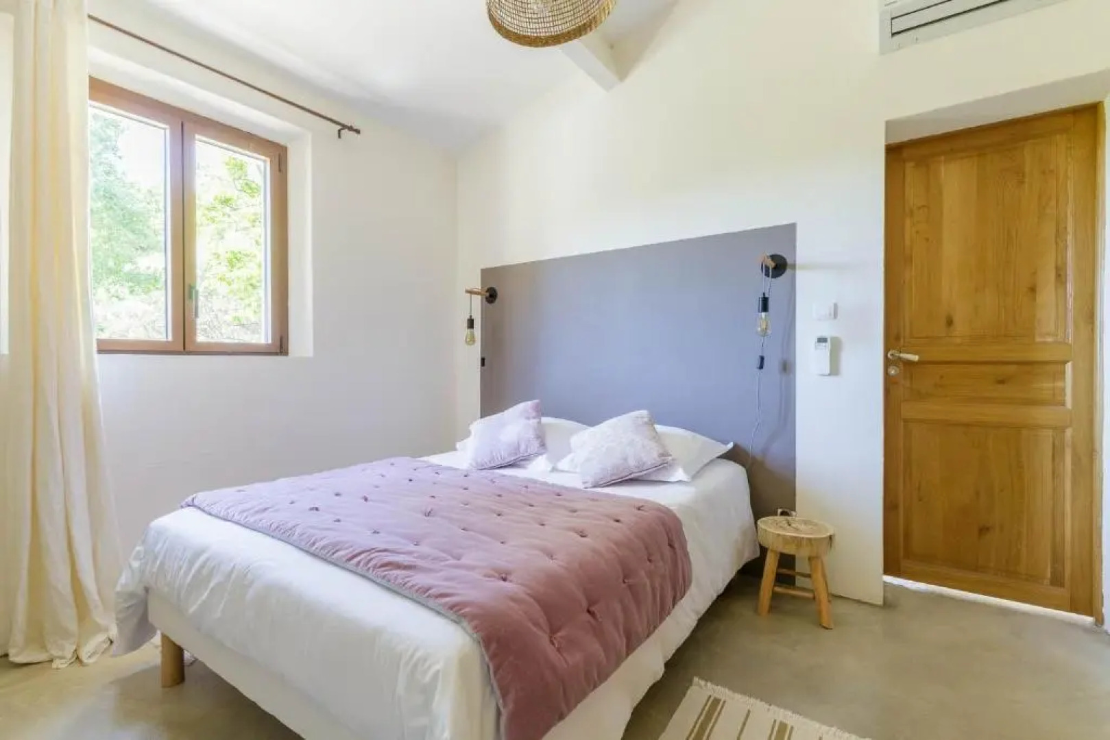 LODGES PARK CASTELLET PROVENCE - Gîtes dans les vignes AOC Bandol à 15 min des plages et du Circuit Paul Ricard F1