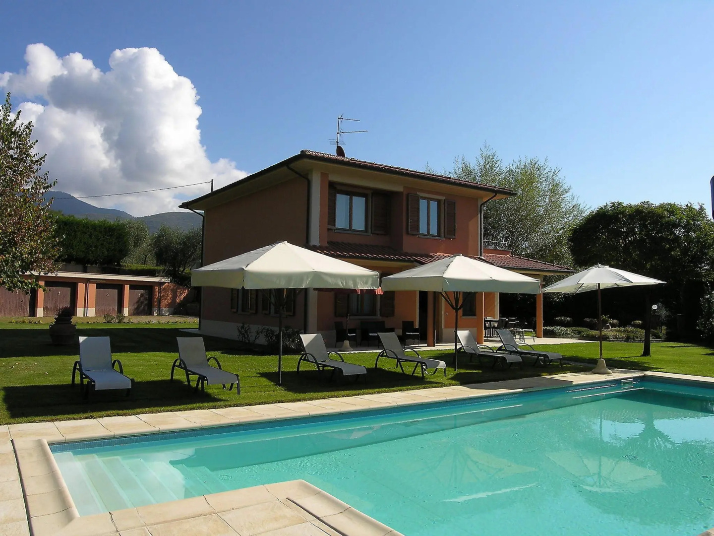 Villa in Tuscany With Pool