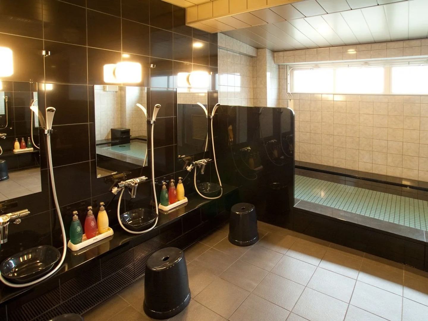 Az Inn Higashiomi Notogawa Ekimae