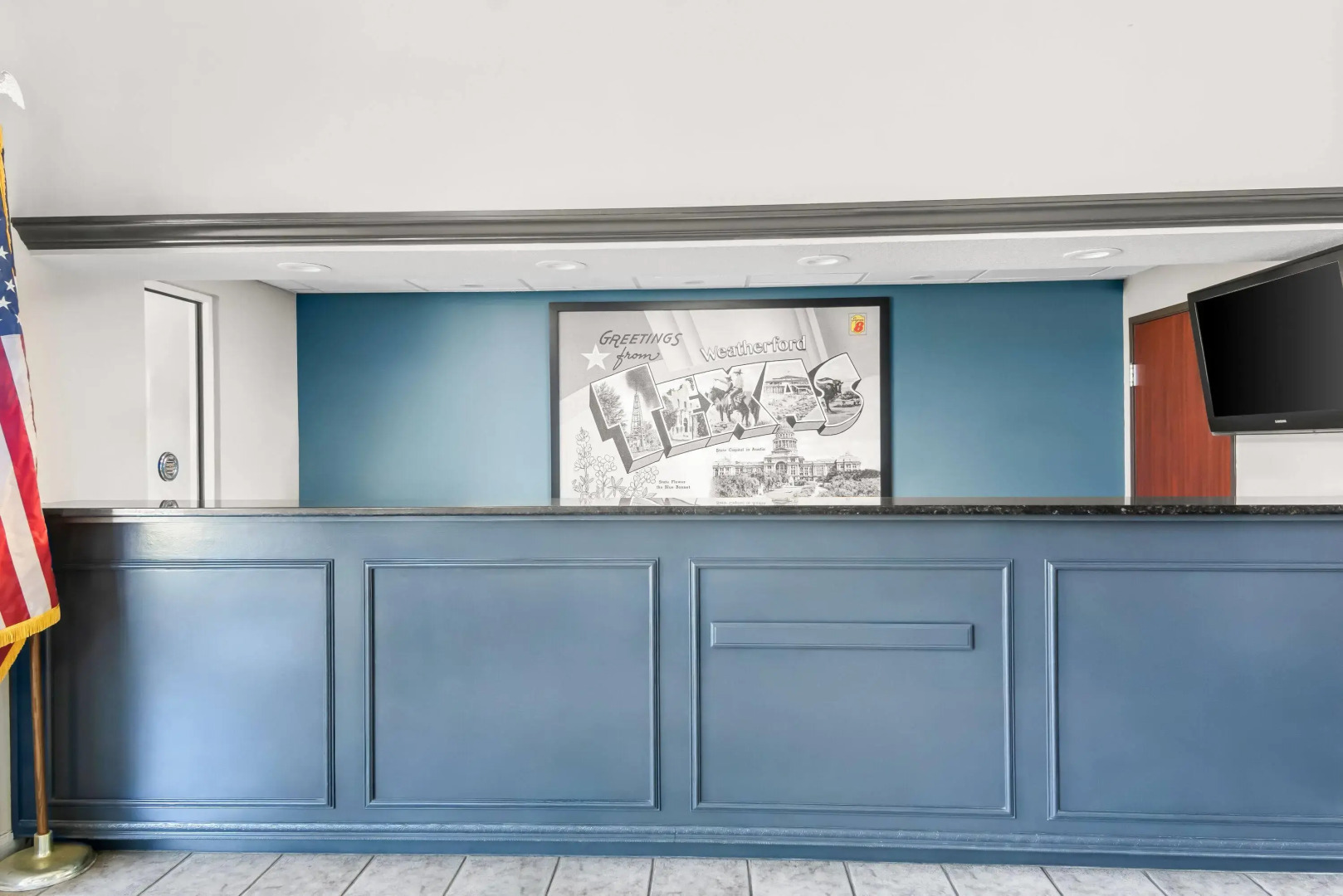 Super 8 by Wyndham Weatherford