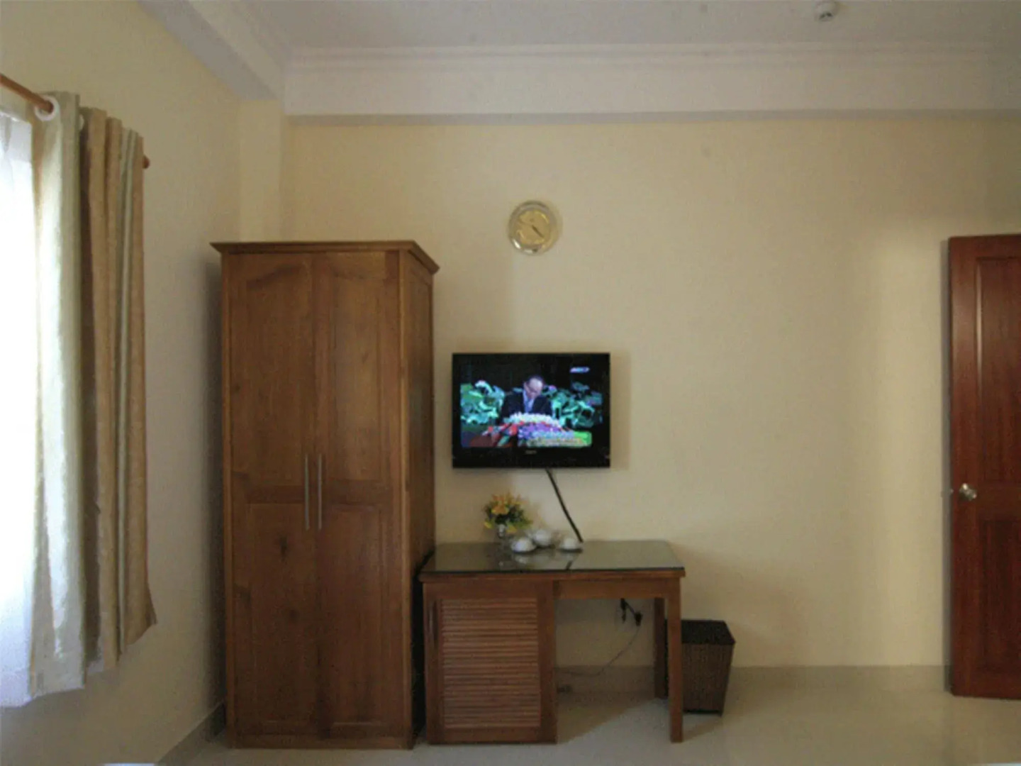 Phan Anh Hotel - Bui Vien Walking Street