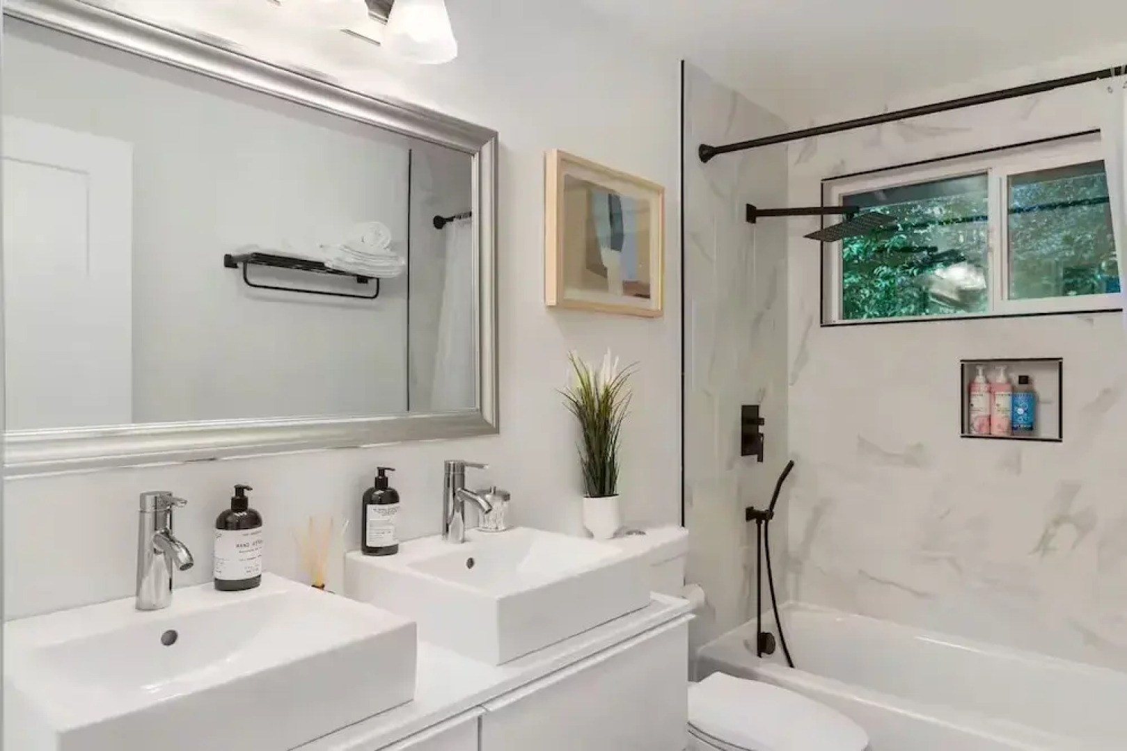 Comfortable Kirkland Home for Family & Remote Work