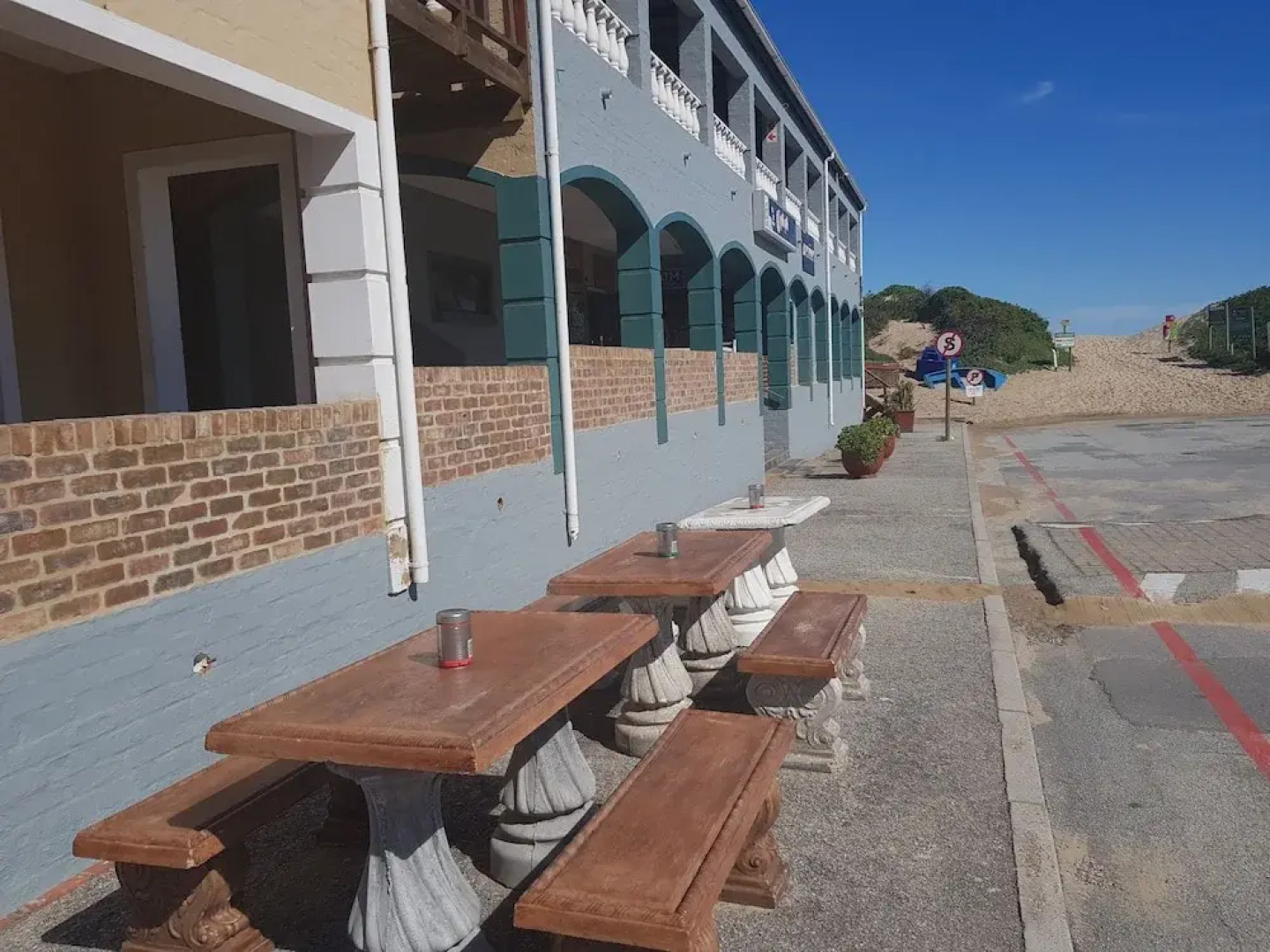 Pili Pili Beach Cabanas